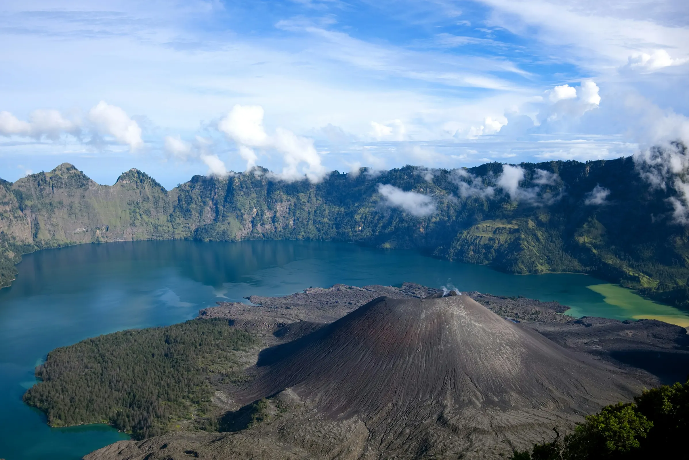 The Ultimate Guide to Preparing for Mount Rinjani